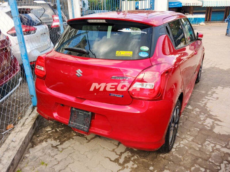 SUZUKI SWIFT RS