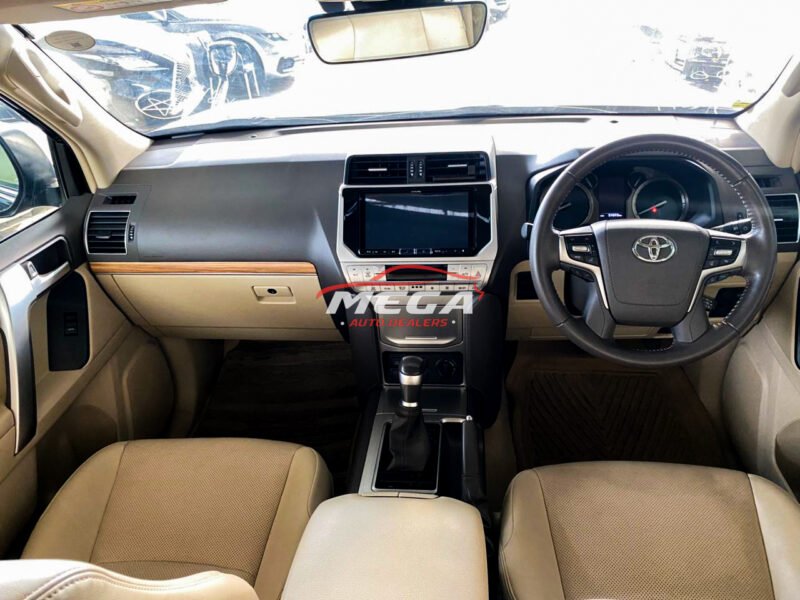 TOYOTA LAND CRUISER PRADO TX